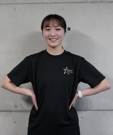 徐 伶奈