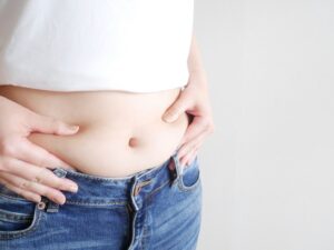 ぽっこりお腹に効く？ピラティスで変わる体幹と姿勢