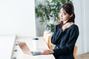 トレーニングで肩こりや頭痛は改善できる？