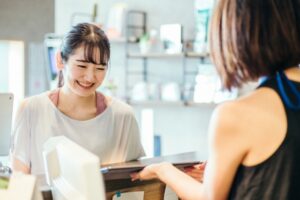 夏になると体が重い、疲れやすい…その原因とは？